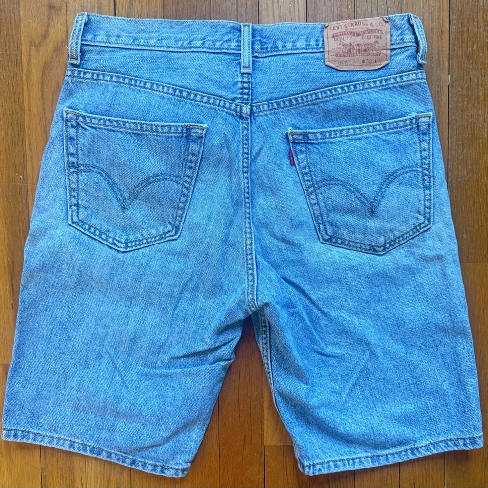 Vintage Levi’s 505 Regular Fit Jean Shorts Jorts